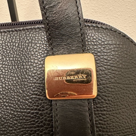 Burberry handbag - Picture 13 of 17